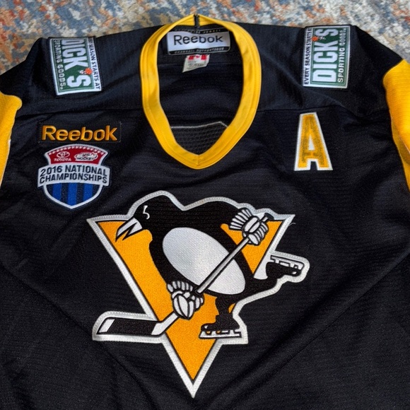 Reebok Black and Yellow Game Jersey with Bold Design - Picture 2 of 9